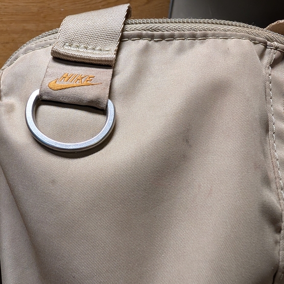 Nike Beige Men's Belt Bag - Picture 1 of 3